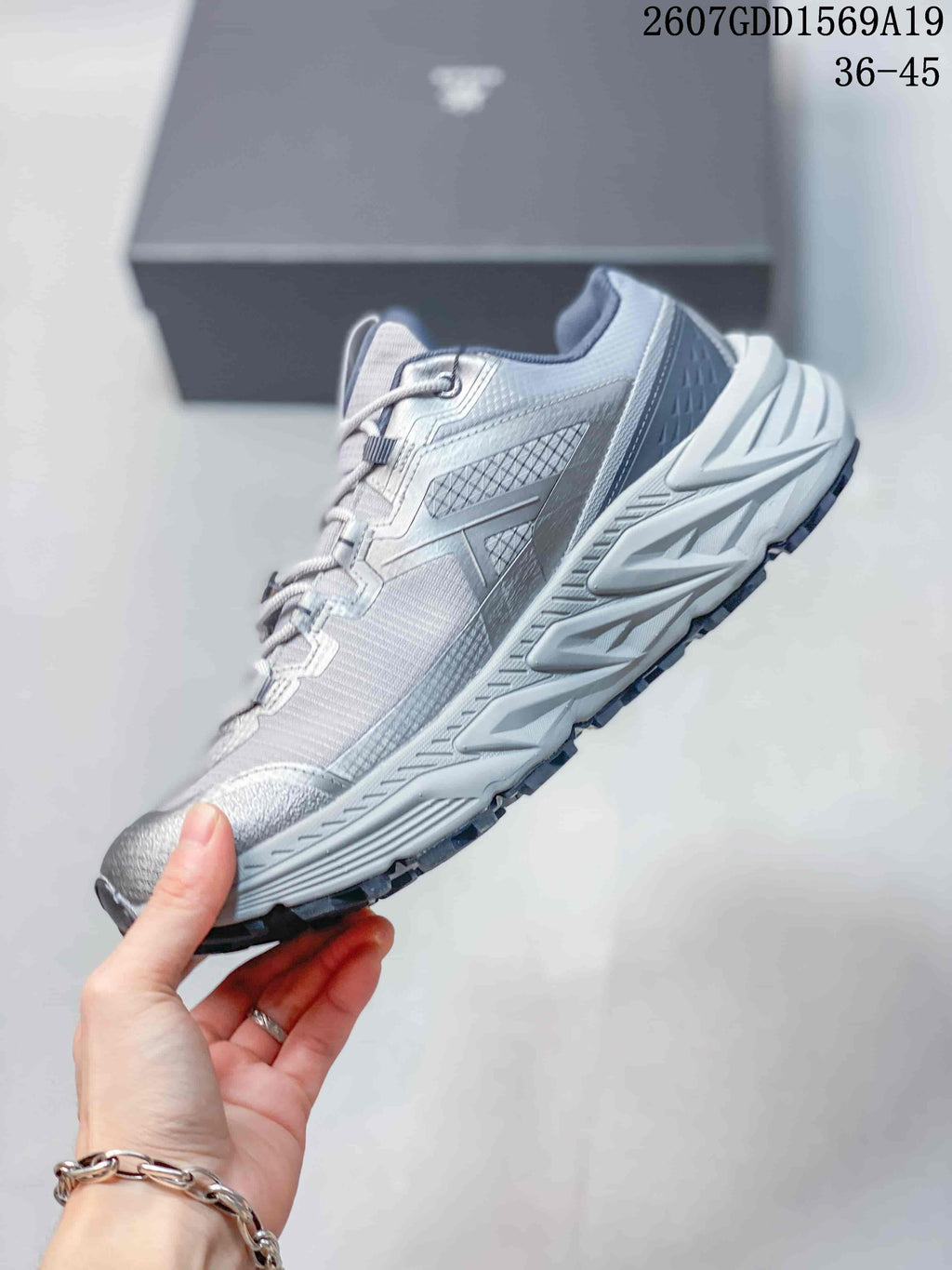 KAILAS 721090TRI Trail Running Shoes in Gray - product image from the listing.