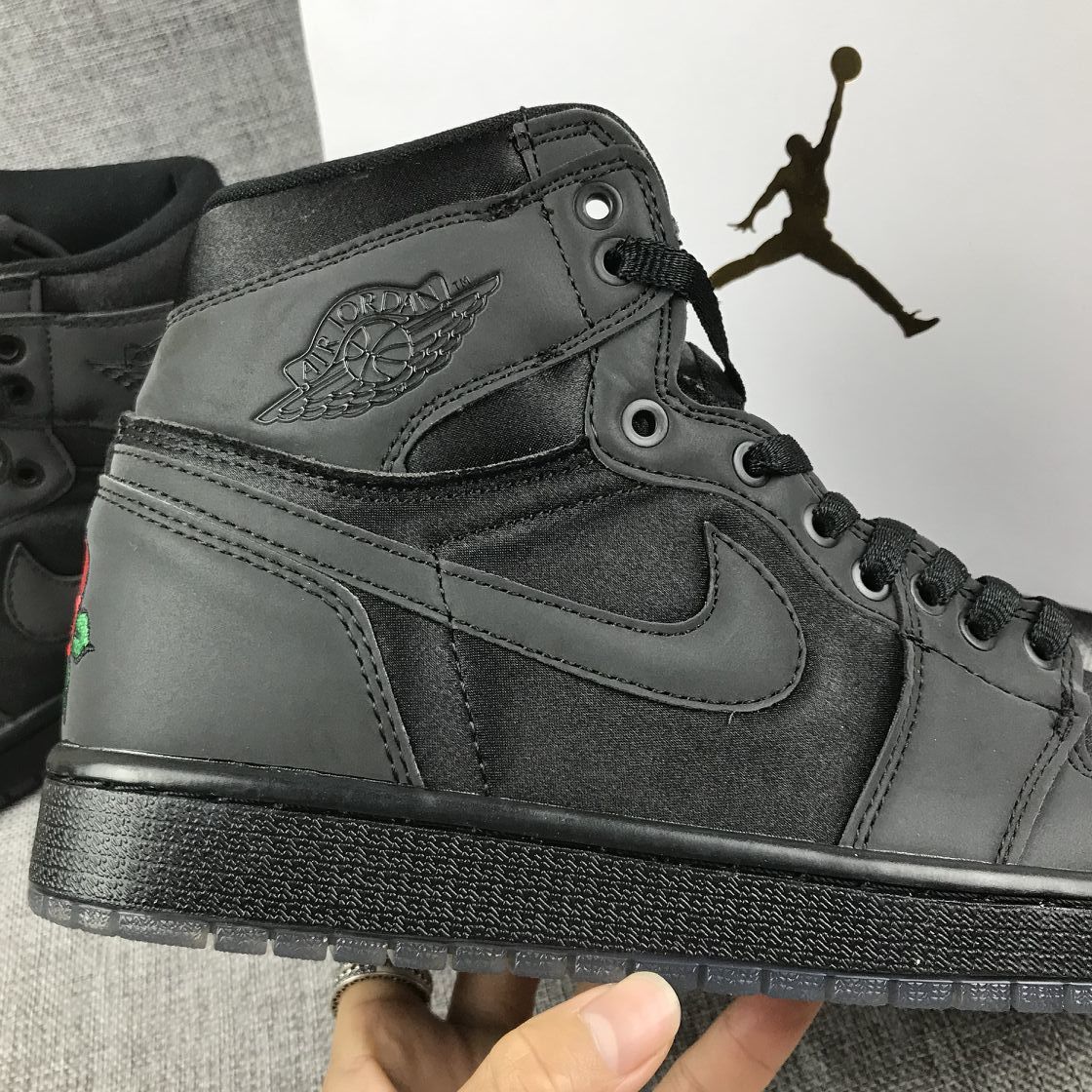Black Rose Sneakers - Air Jordan 1 Retro High - product image from the listing.