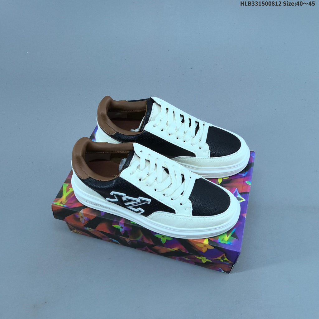 Louis Vuitton Trainer Low-Cut Sneakers - product image from the listing.
