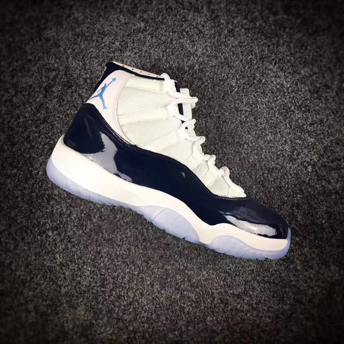 Air Jordan 11 Navy Sneakers - product image from the listing.