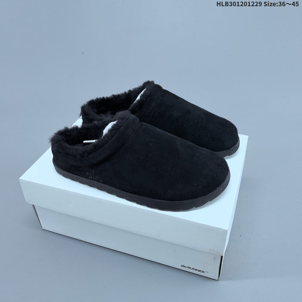 Recovery Slipper Closed-Toe Slippers by Alo Yoga - product image from the listing.