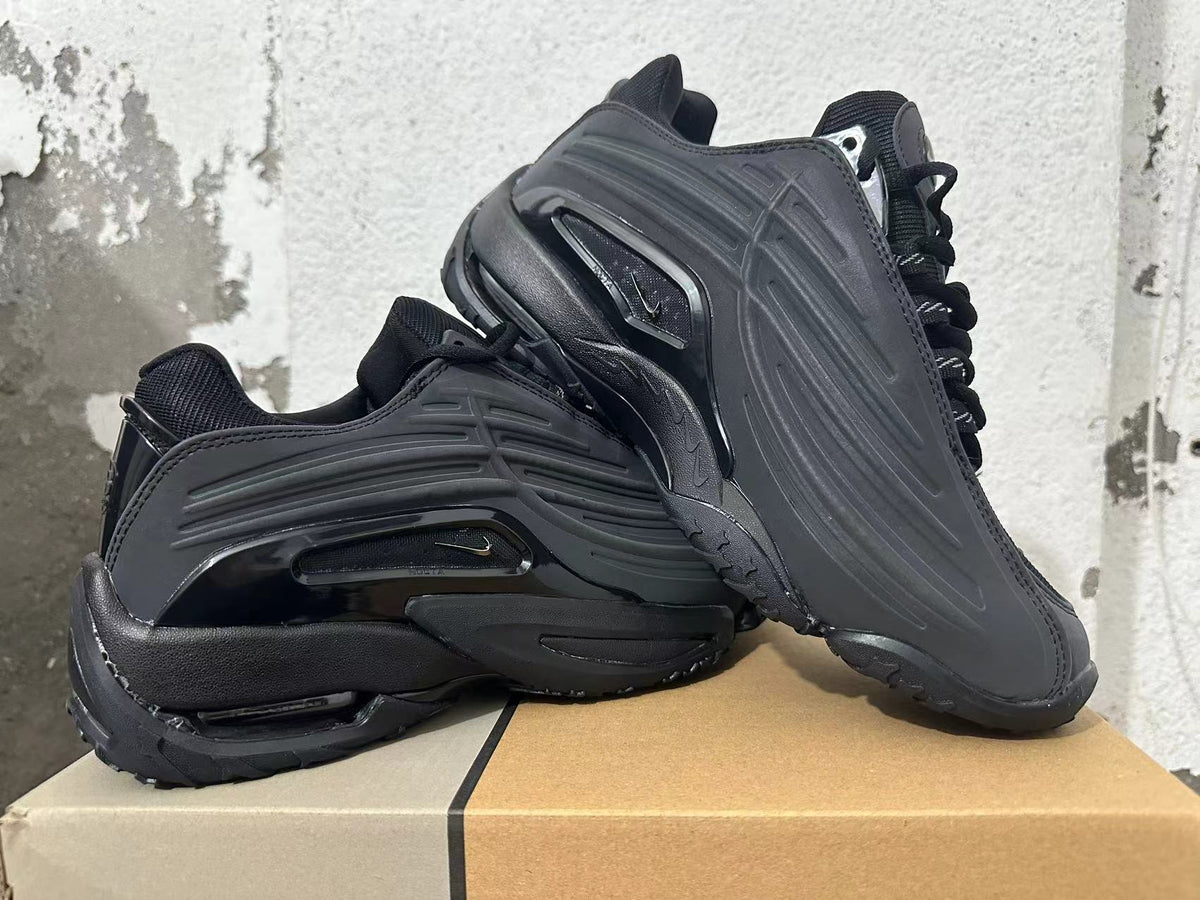 Nike Air Max SNDR Sneakers in Black - product image from the listing.