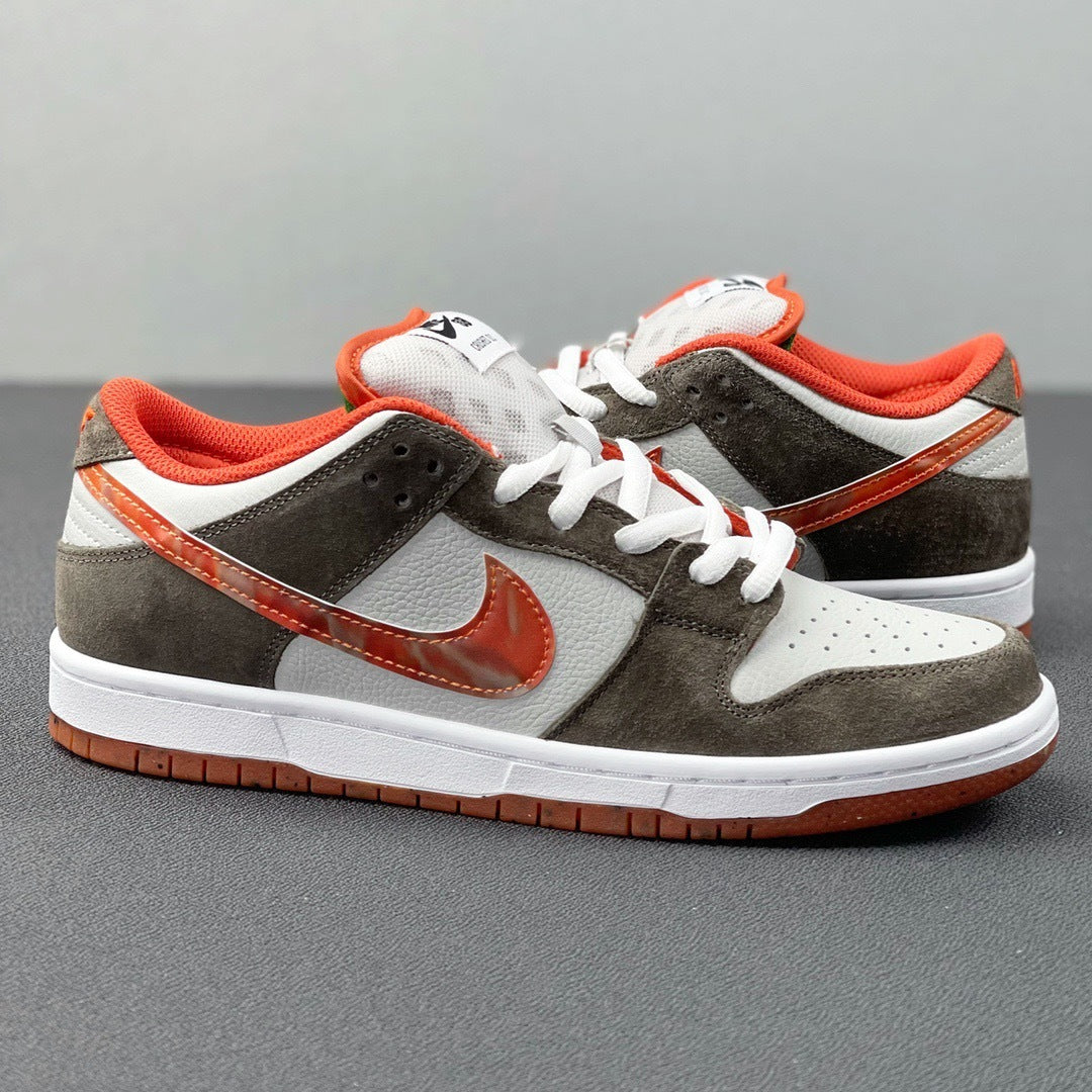Nike SB Dunk Low Pro Crushed D.C. DH7782-001 Trainers - product image from the listing.