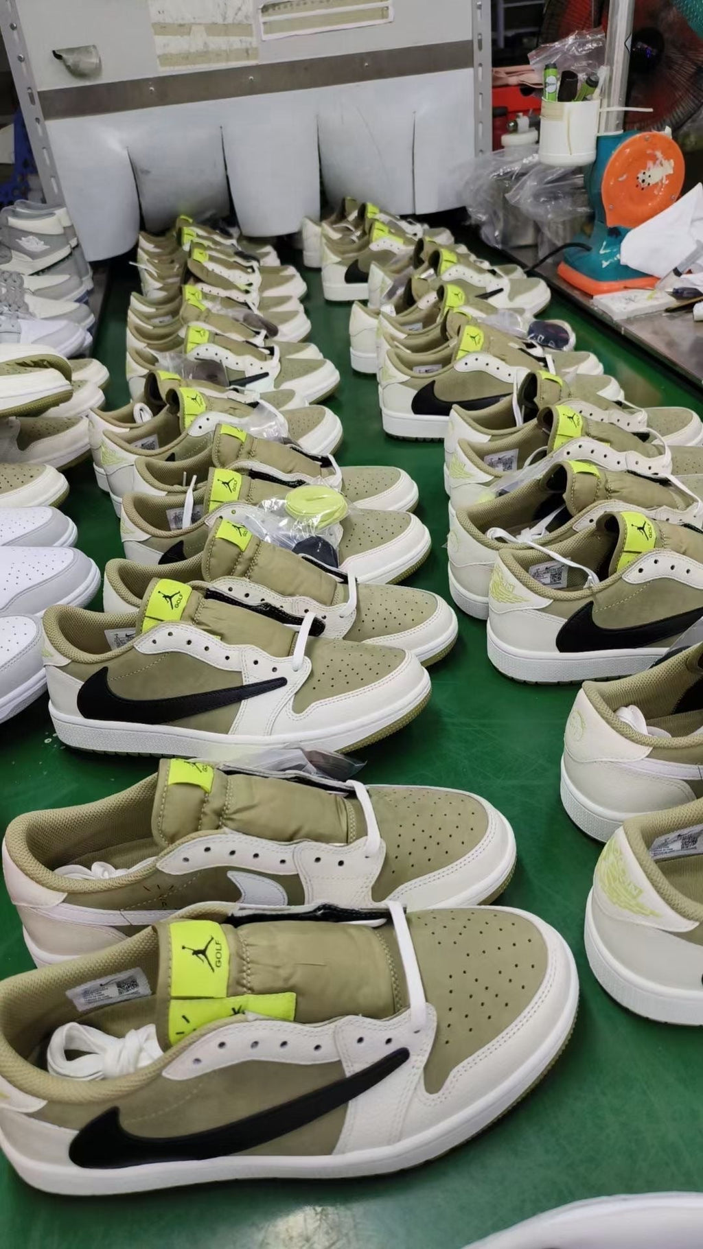 Jordan 1 Low Golf Travis Scott FZ3124-200 in Olive - product image from the listing.