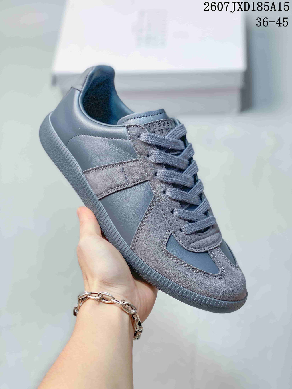 Maison Margiela S57WS0236 Low-Top Sneakers in Gray - product image from the listing.