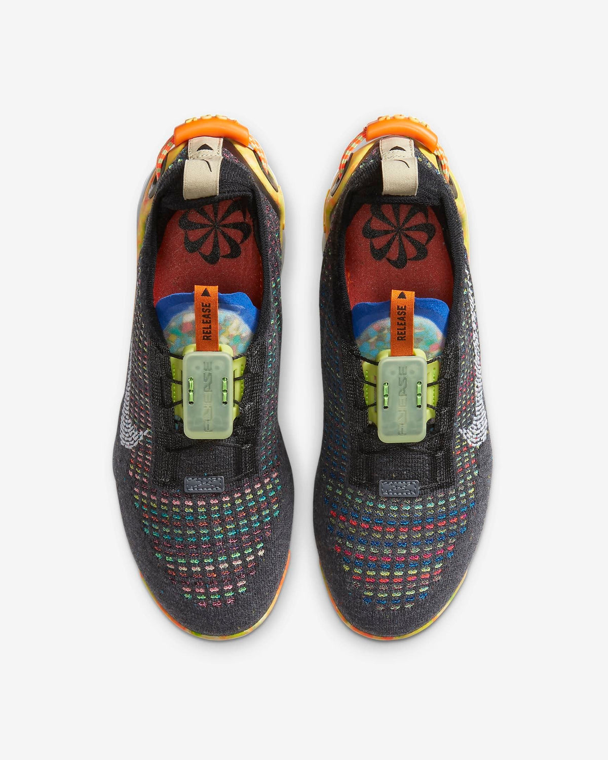 Nike Air VaporMax 2020 Flyknit Trainers CJ6741-002 - product image from the listing.