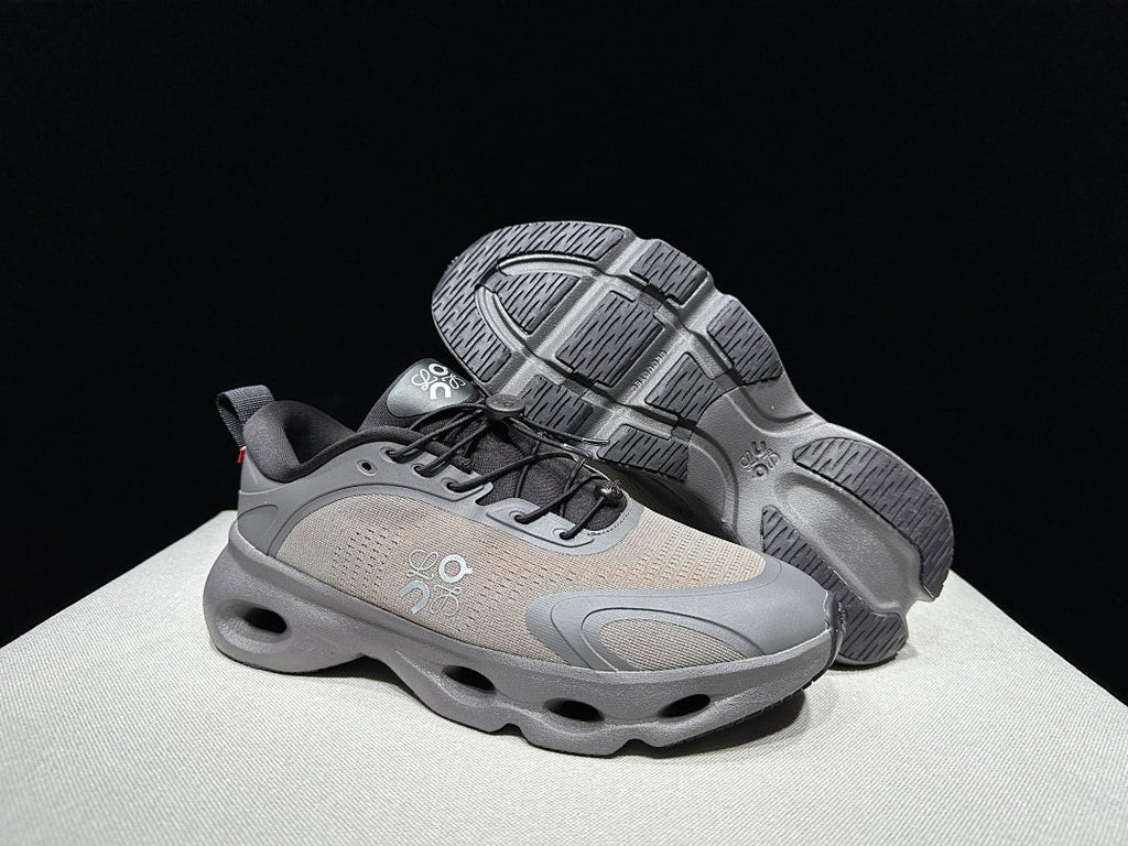 Gray On x Loewe Cloudventure 3.0 Sneakers - product image from the listing.