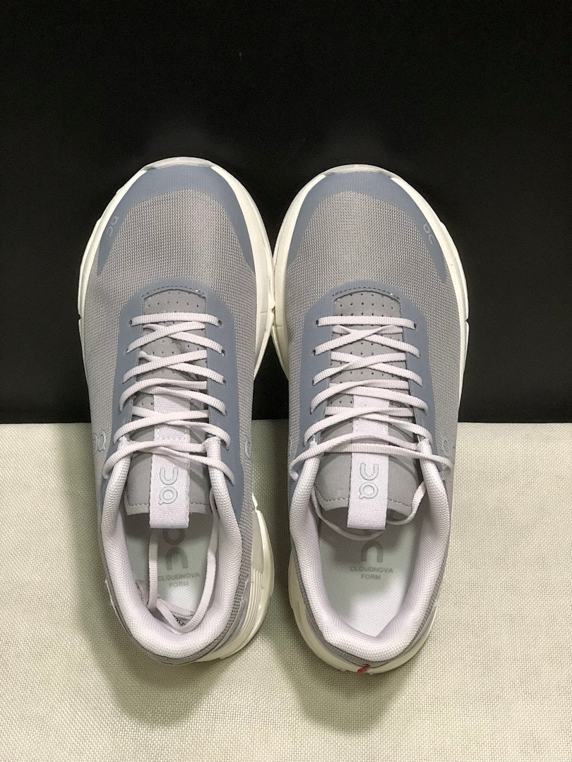 On Cloudnova Form 2 Trainers in Fog and Lavender - product image from the listing.