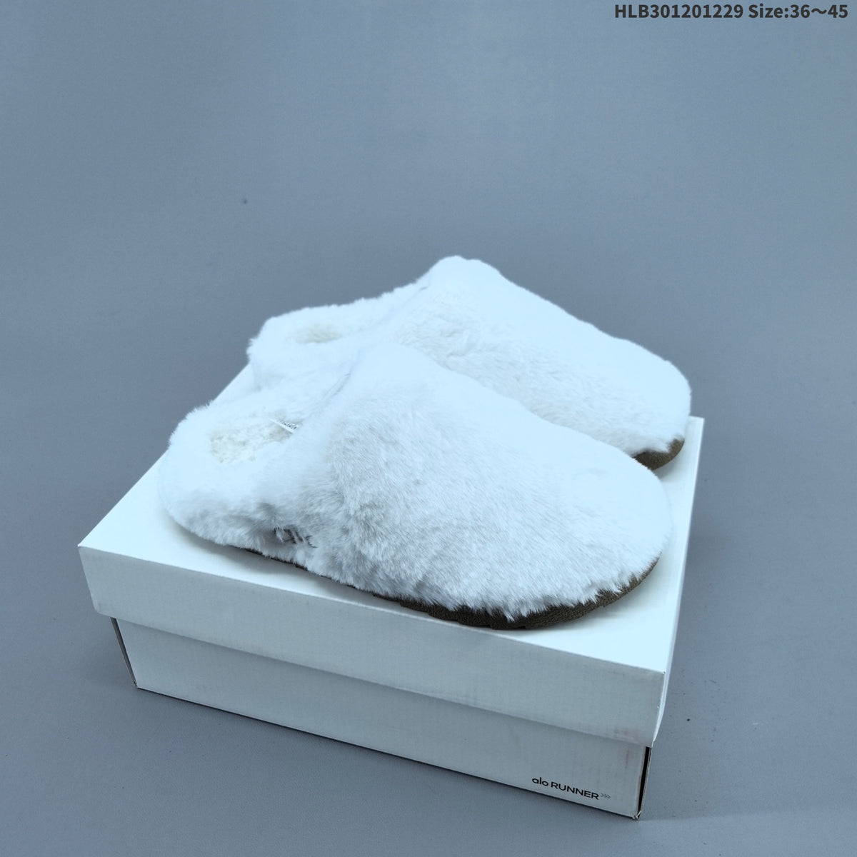 Recovery Slipper Closed-Toe Slippers by Alo Yoga - product image from the listing.
