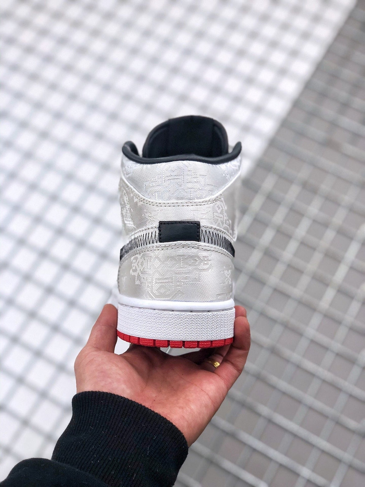Edison Chen White Silk CU2804-100 Sneakers - Air Jordan 1 Mid - product image from the listing.