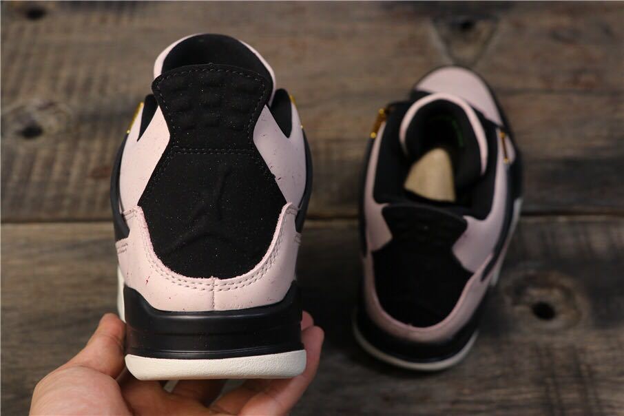 Air Jordan 4 Retro Silt Red Black Pink Sneakers - product image from the listing.