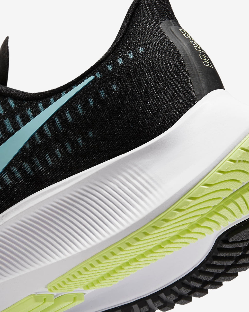 Nike Air Zoom Pegasus 37 Shoes for Running BQ9647-004 - product image from the listing.