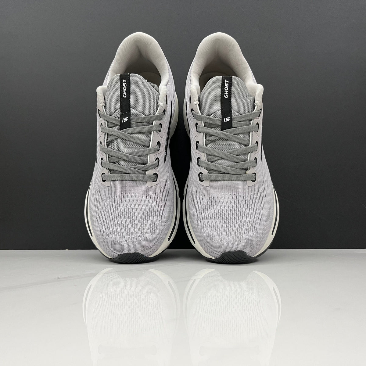 Gray Brooks Ghost 15 Running Shoes - product image from the listing.