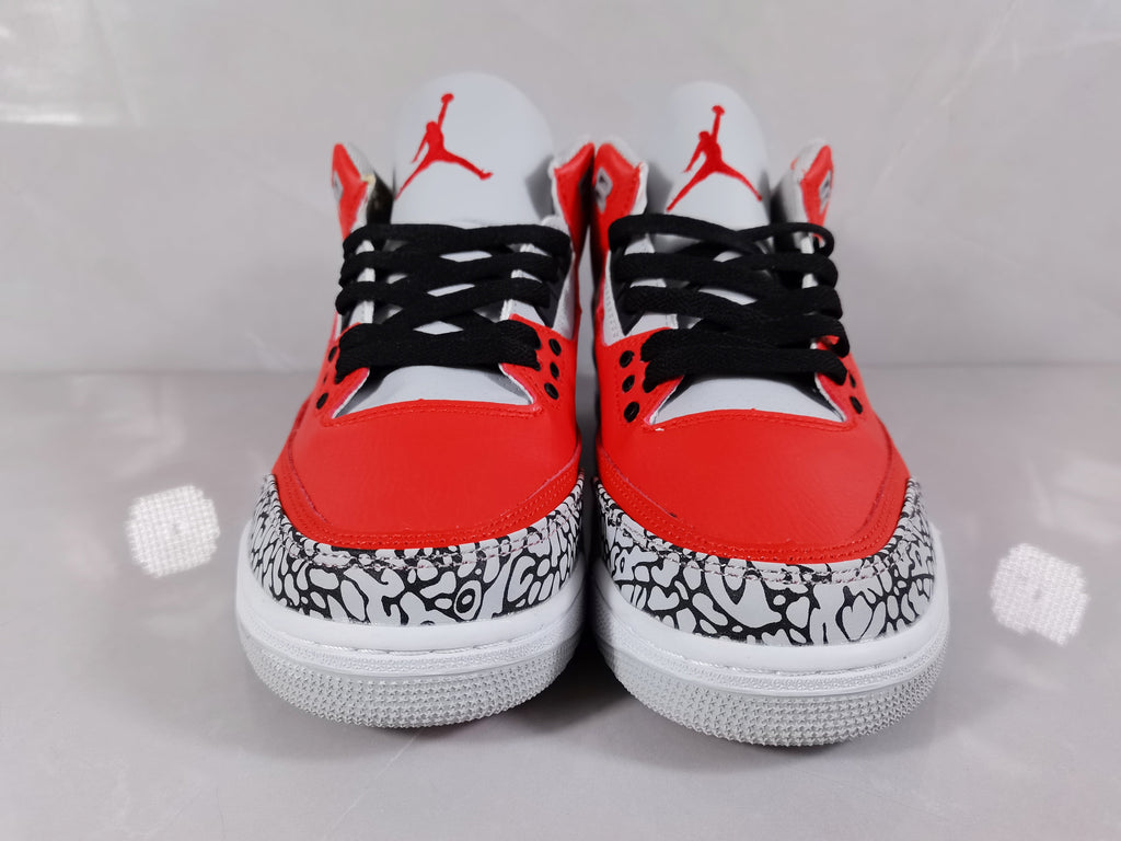 Air Jordan 3 Retro Red Black Crackle Sneakers - product image from the listing.