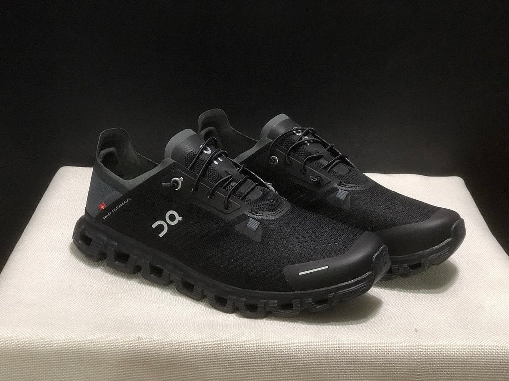 On Cloud 6 Coast Running Shoes in Black - product image from the listing.