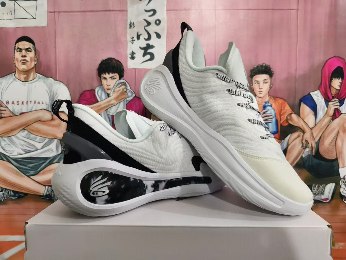 Li-Ning Basketball Footwear White Black Graffiti Style - product image from the listing.
