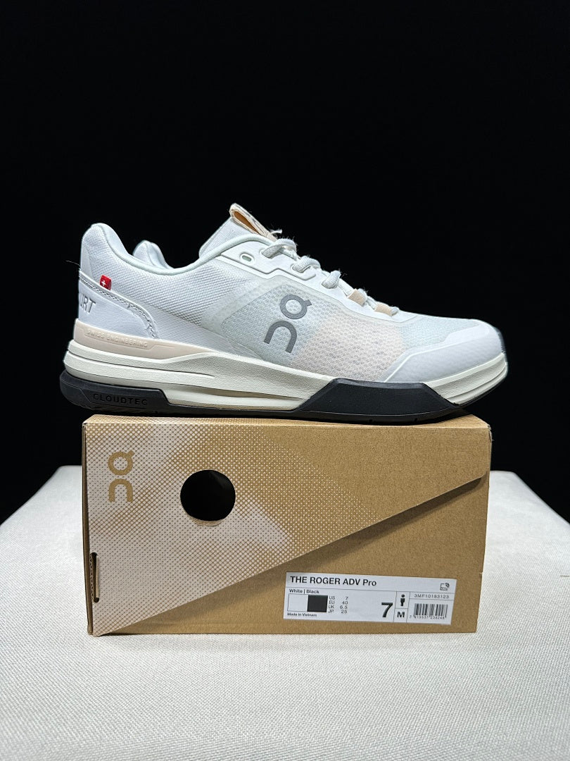 On The Roger Advantage Pro White and Beige Court Trainers - product image from the listing.
