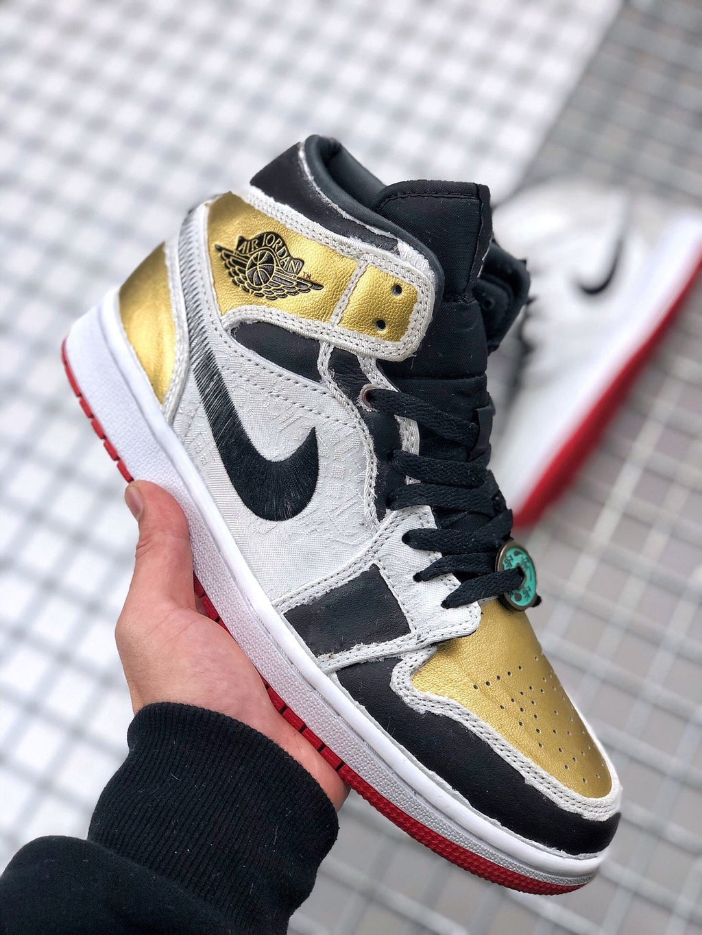 Edison Chen White Silk CU2804-100 Sneakers - Air Jordan 1 Mid - product image from the listing.