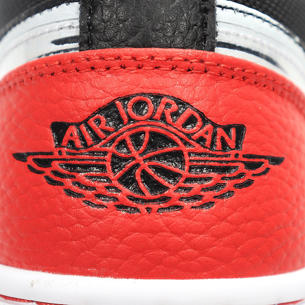 Air Jordan 1 Low Black Red White DA4659-001 - product image from the listing.