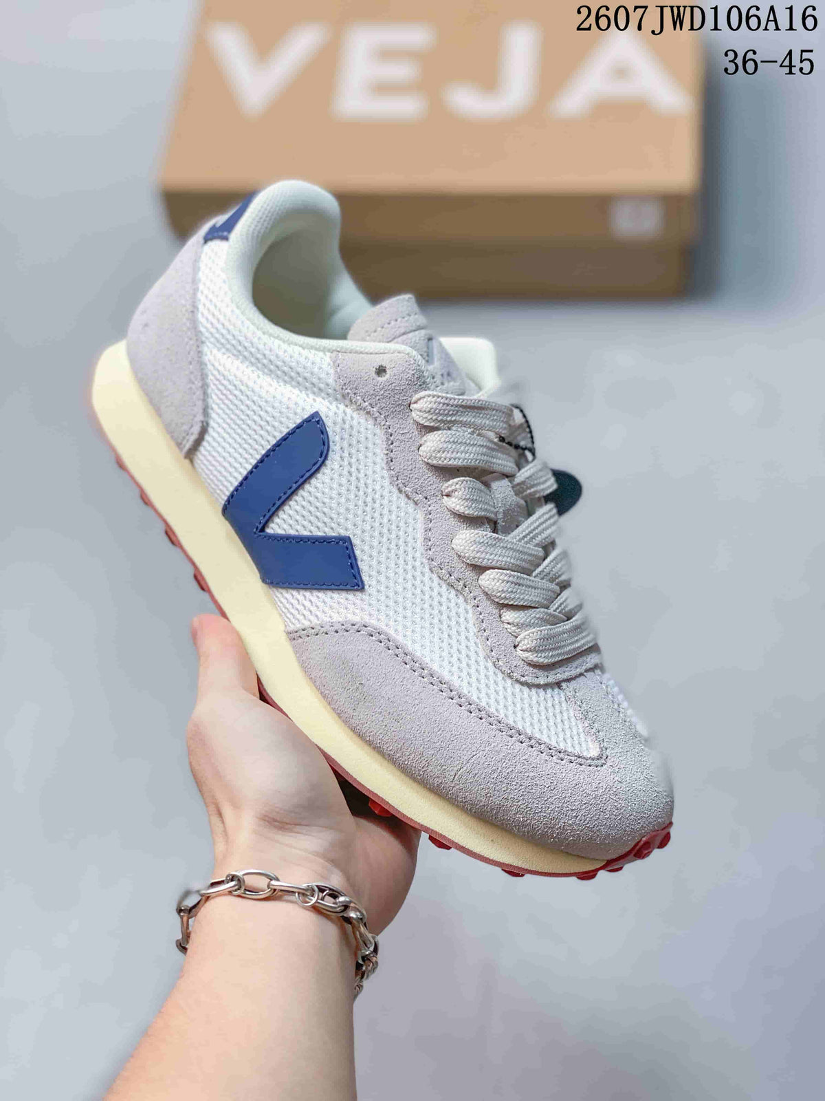 VEJA Rio Branco Alveomesh Sneakers in White Blue - product image from the listing.