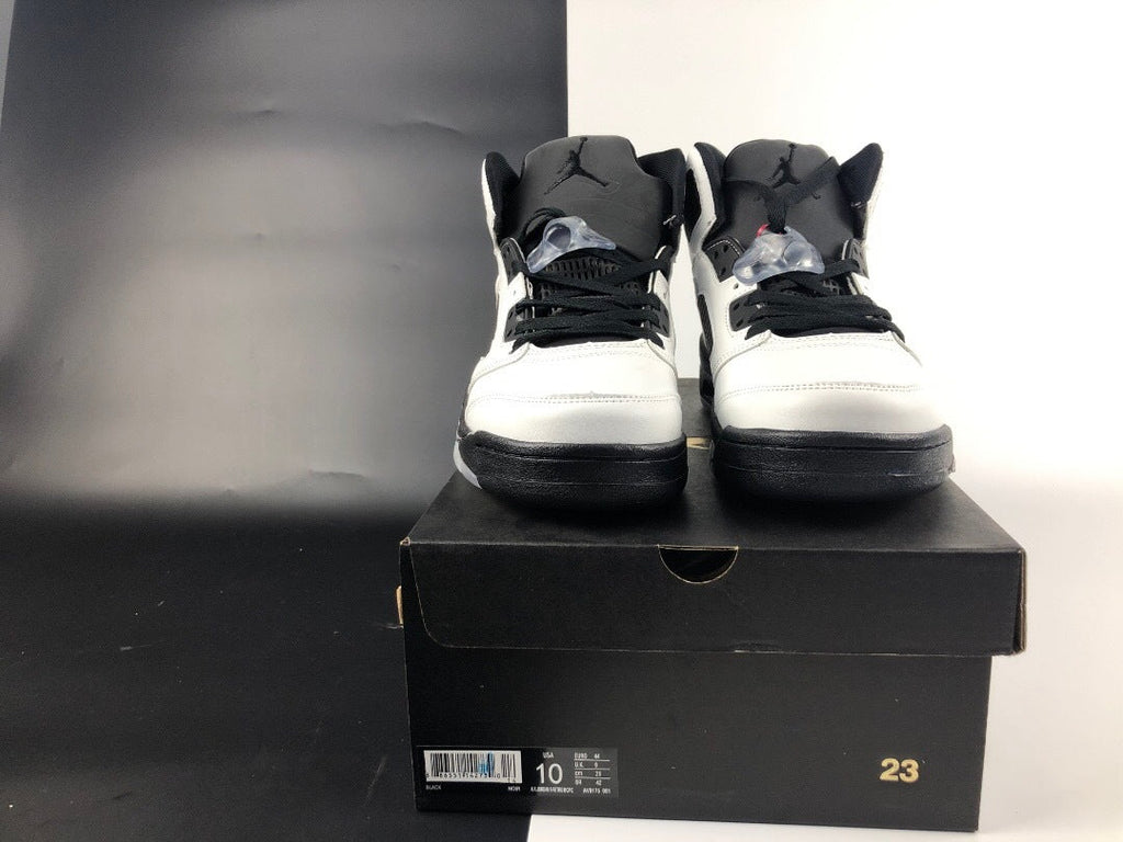 Jordan 5 Retro White Paris High-Cut Sneakers - product image from the listing.