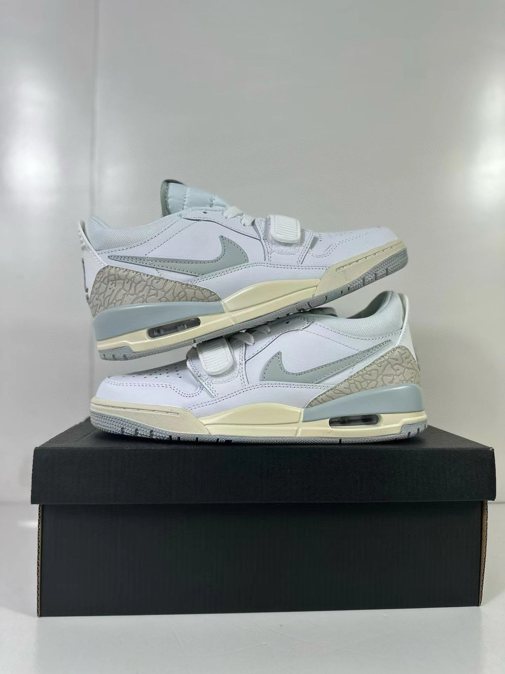 Jordan Legacy 312 Low Sneakers in Silver Yellow HJ3480-101 - product image from the listing.