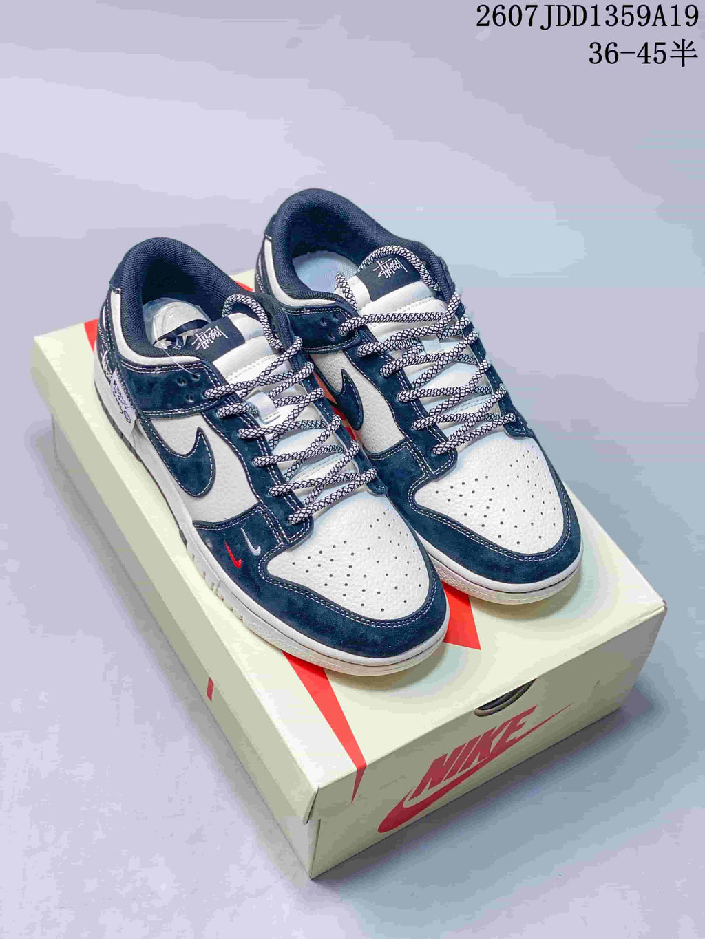 Air Jordan 1 Low Navy White Sneakers 2607JDD1359A19 - product image from the listing.