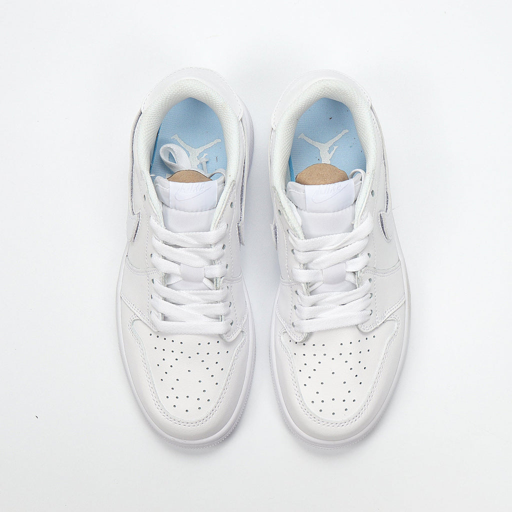 White Sneaker CJ7891- ID - Nike Air Force 1 Low - product image from the listing.
