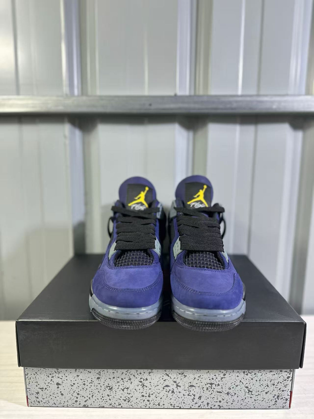 Air Jordan 4 Retro Lakers Purple Gold FV5029-500 - product image from the listing.
