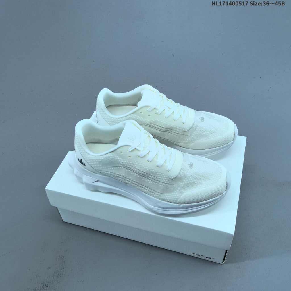 Alo Yoga Alo Runner Low-Cut Sneakers - product image from the listing.