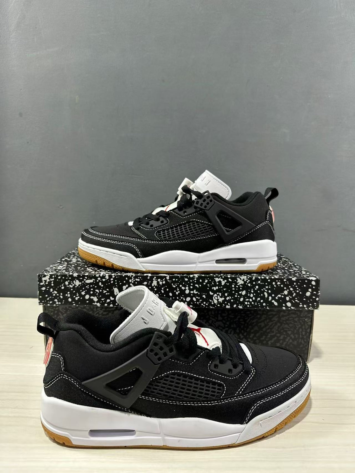Air Jordan Spizike Low Black White IR2012-001 - product image from the listing.