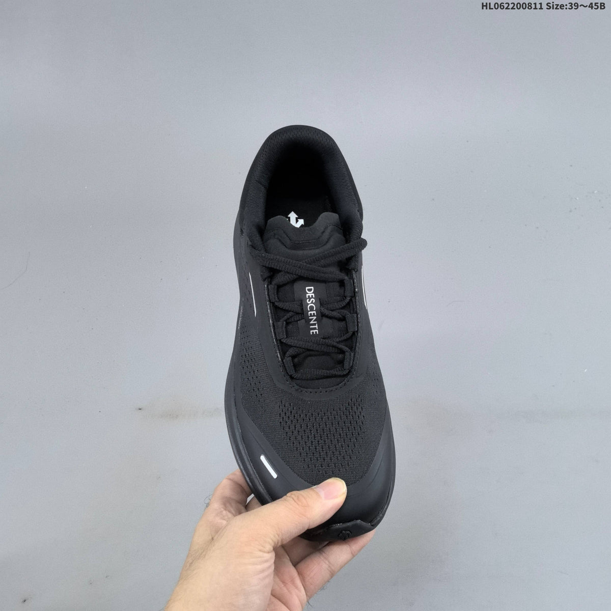 DESCENTE D/F RIDE Black Low-Top Sneakers for Running - product image from the listing.