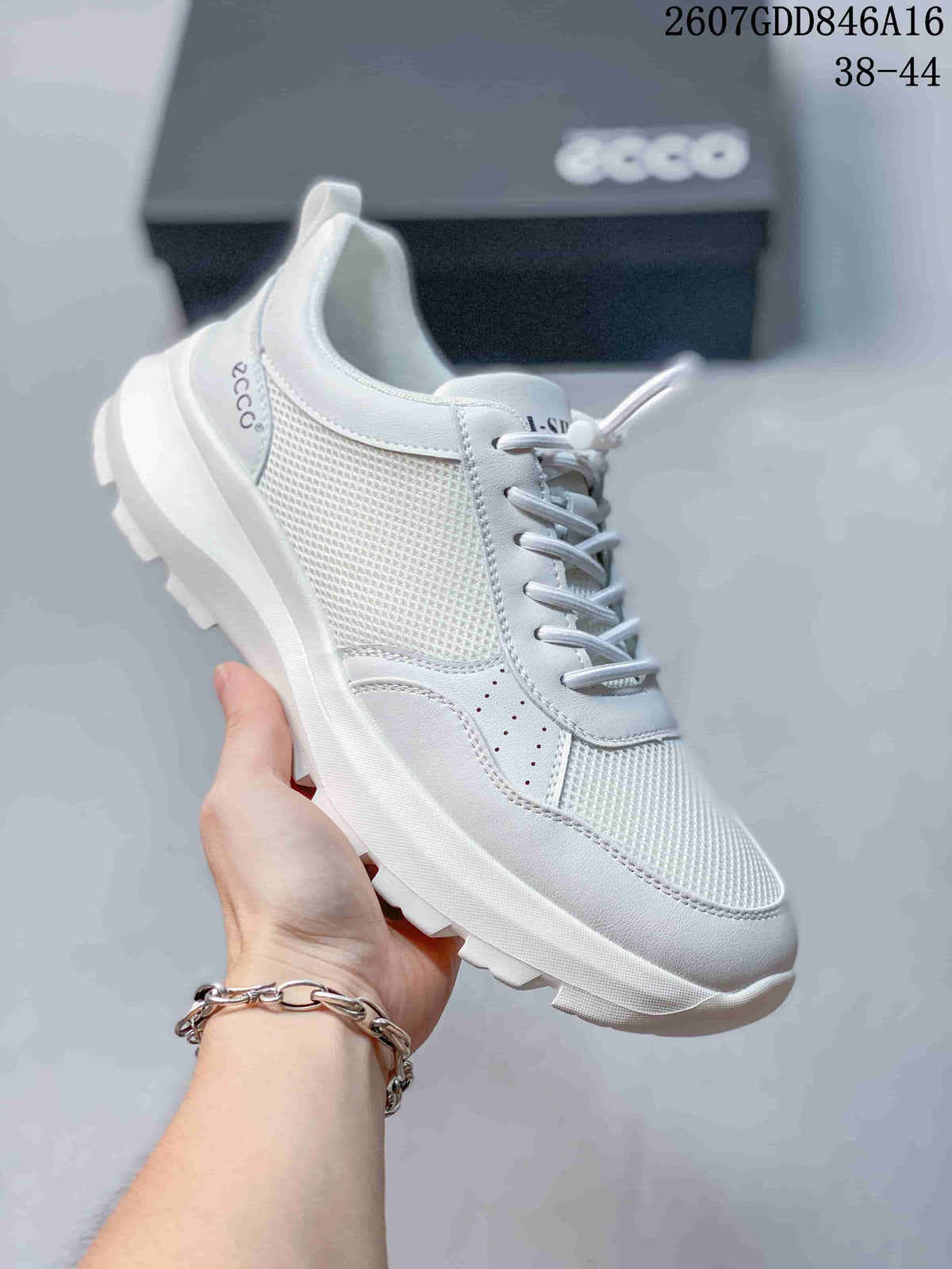 ECCO 2607GDD846A16 White Mesh Casual Trainers - product image from the listing.