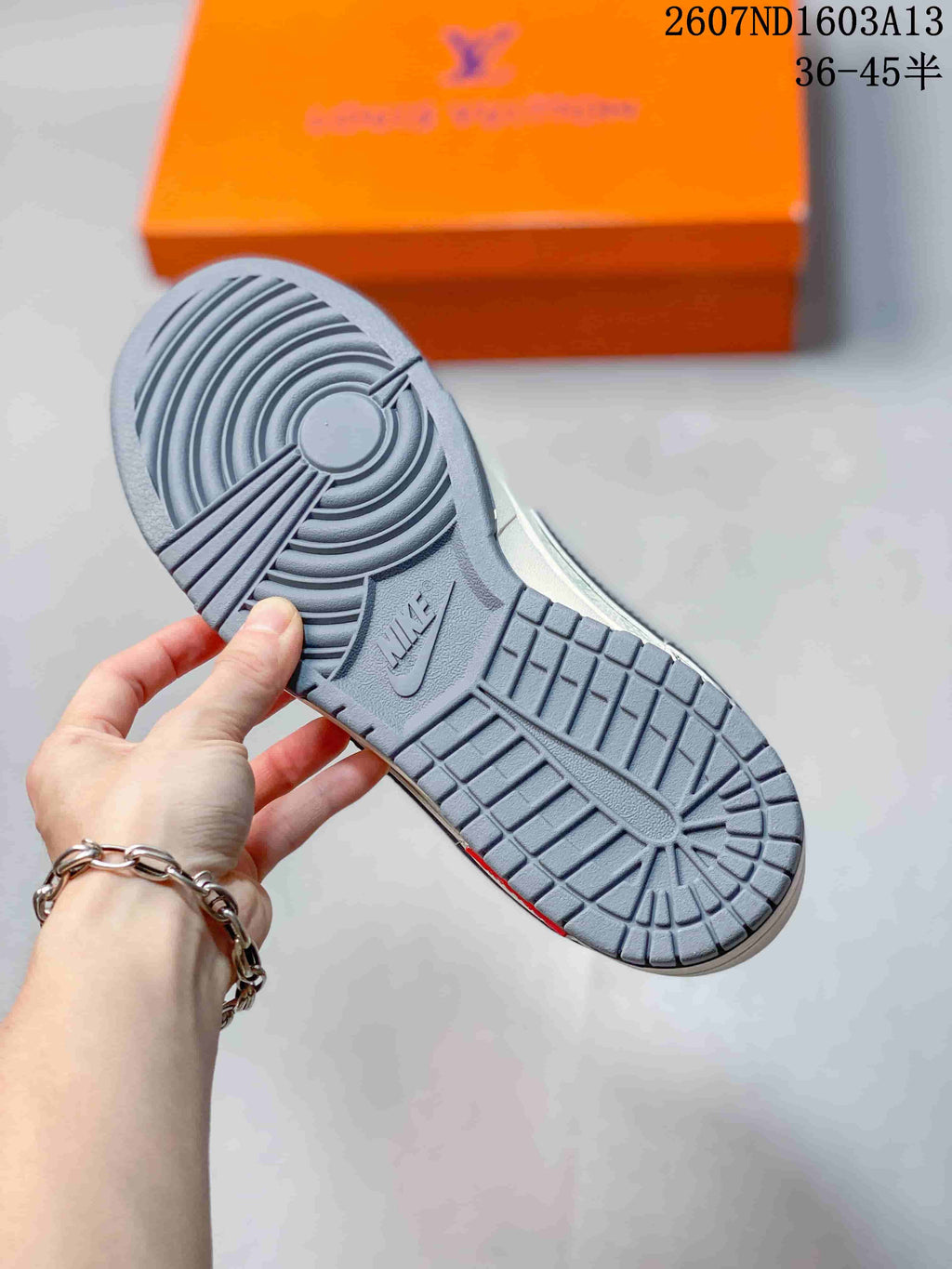 Nike SB Dunk Low LV Print Sneakers in White Grey 2607ND1603A13 - product image from the listing.
