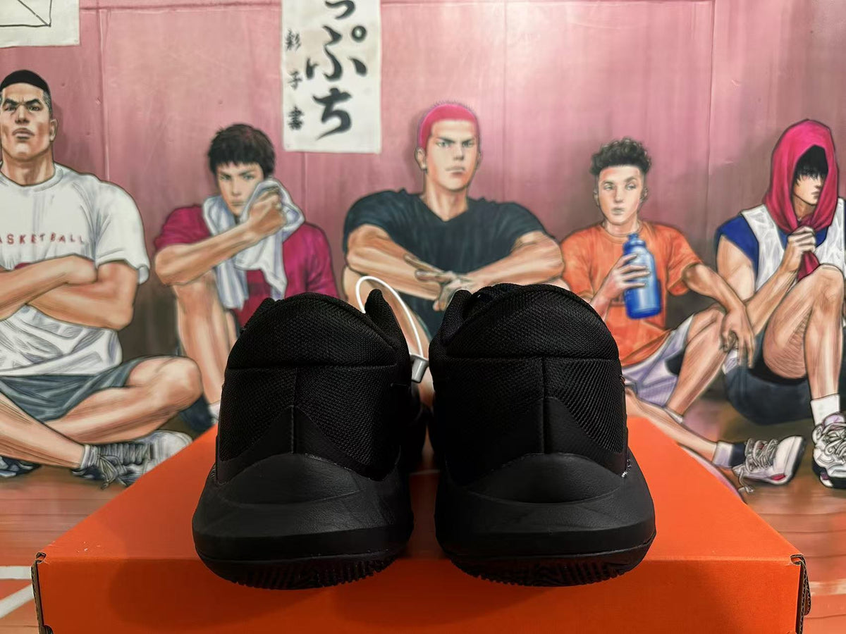 Nike Basketball Sneakers in Black - product image from the listing.