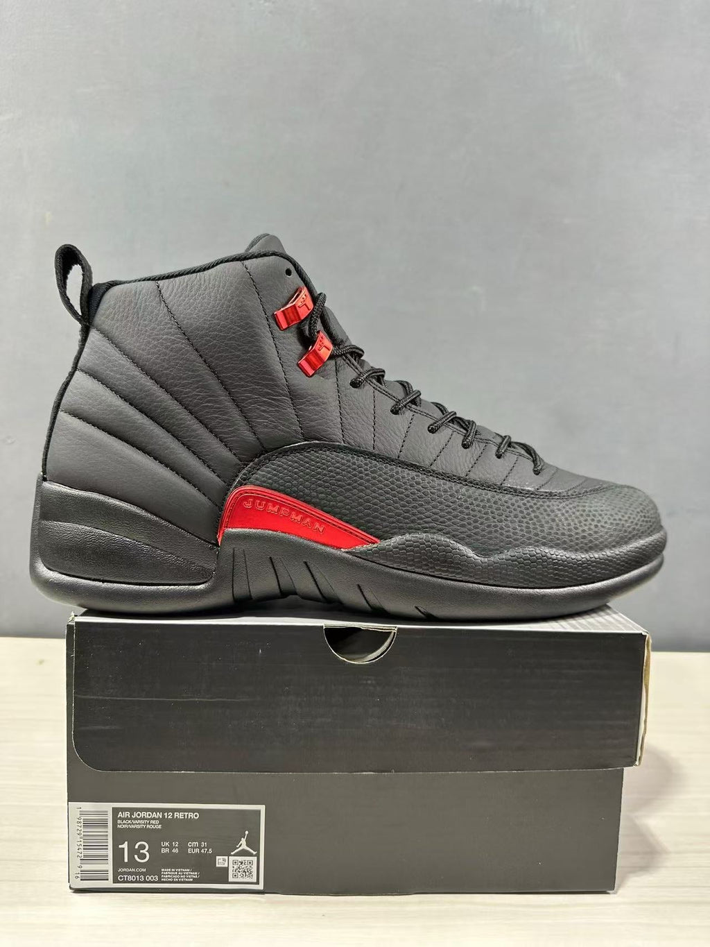 Air Jordan 12 Retro Black Red CT8013-003 - product image from the listing.