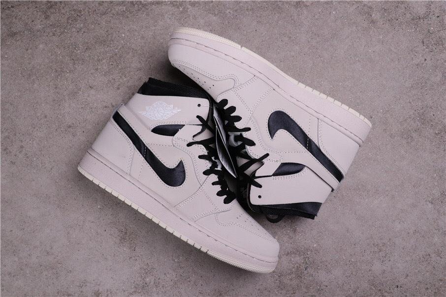 Jordan 1 Zoom CMFT Sneakers in Summit White CT0979-100 - product image from the listing.