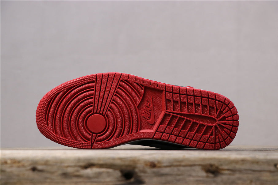 Air Jordan 1 Low Black Toe Sneakers 553558-116 - product image from the listing.