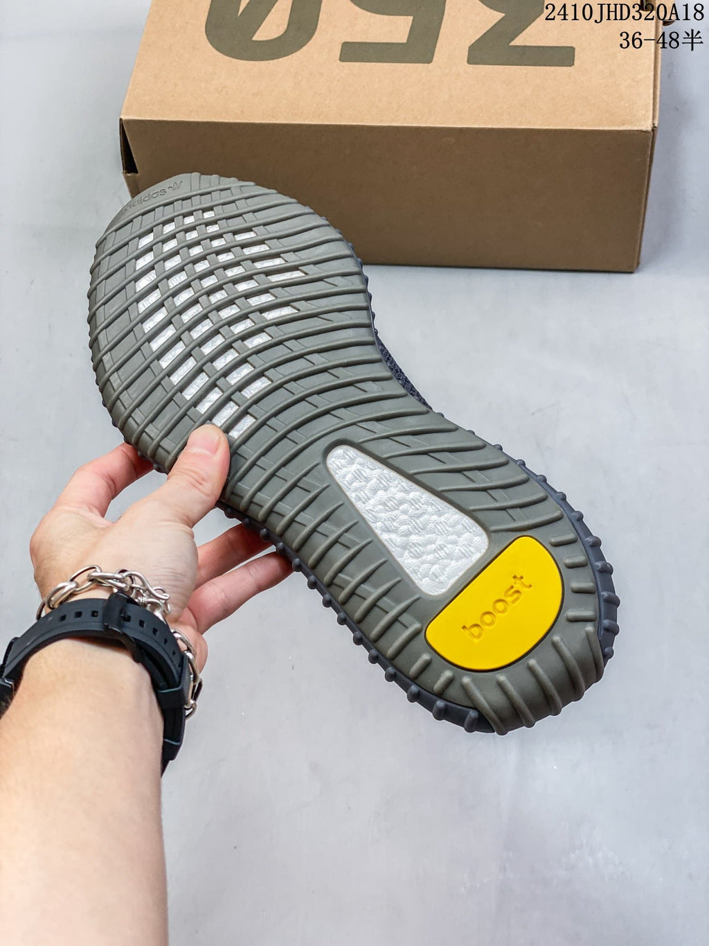 Adidas Yeezy Boost 350 V2 Sneakers in Red Gray 2410JHD320A18 - product image from the listing.