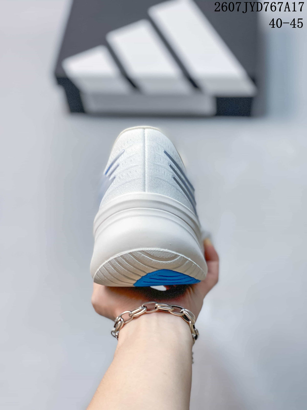 Adidas Supernova Rise 4 M Sneakers in White Blue - product image from the listing.