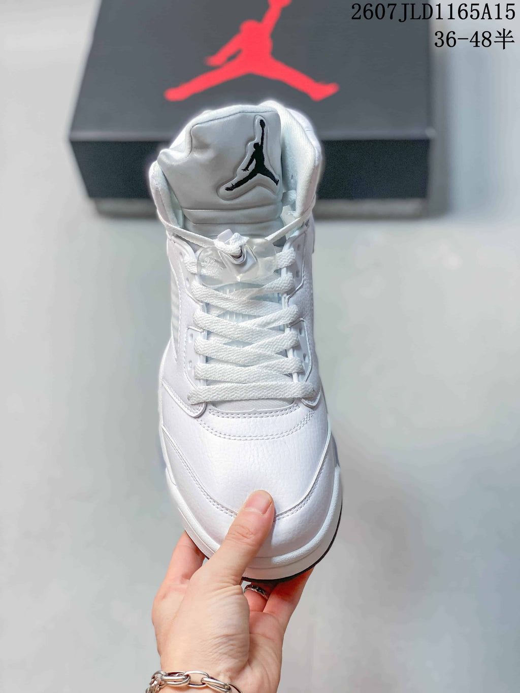 Air Jordan 5 Retro OG White Metallic High-Top Sneakers - product image from the listing.