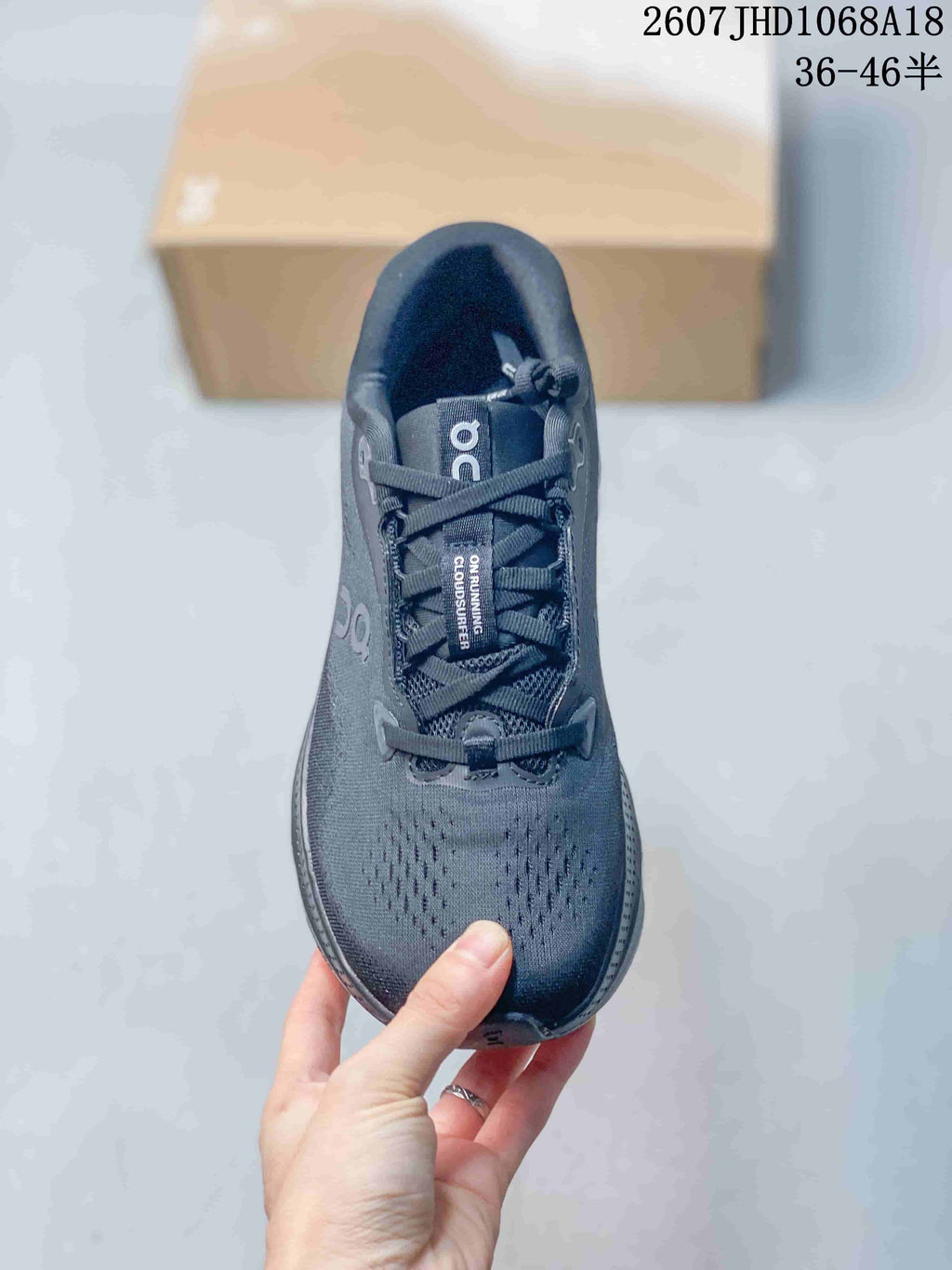 On Cloudsurfer 3 Sneakers for Running Dark Gray Style 2607JHD1068A18 - product image from the listing.