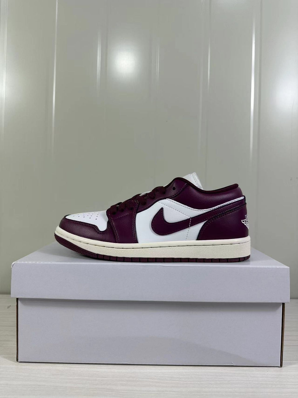 Air Jordan 1 Low Bordeaux White DC0774-161 - product image from the listing.