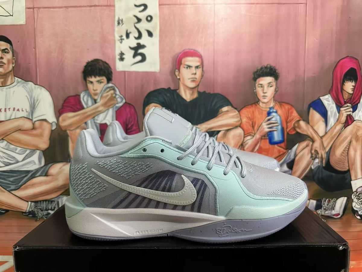 Light Blue Nike Kobe 8 Basketball Shoes - product image from the listing.
