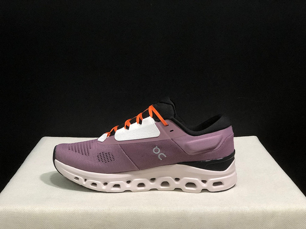 On Cloudstratus 3 Trainers in Dusty Rose - product image from the listing.