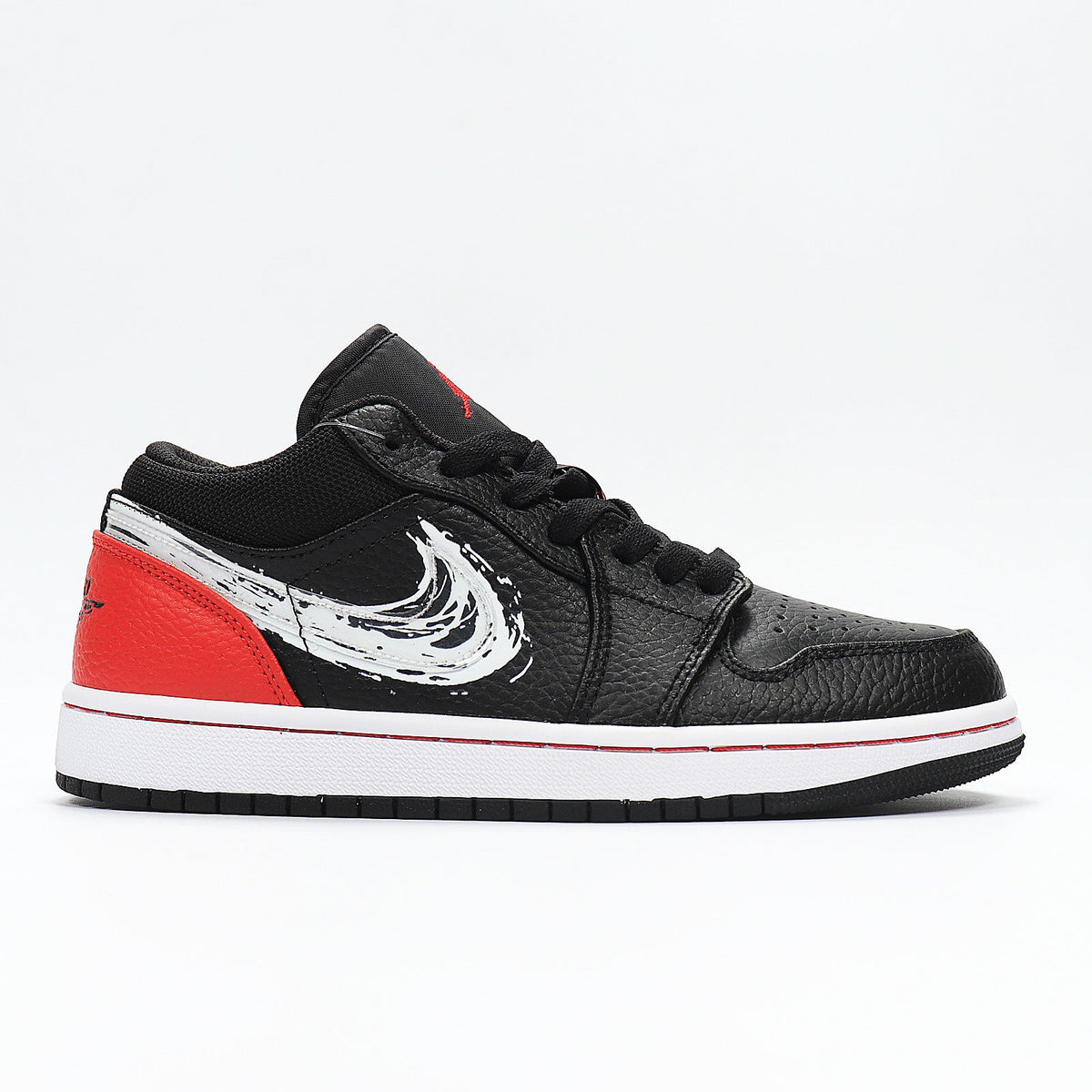 Air Jordan 1 Low Black Red White DA4659-001 - product image from the listing.