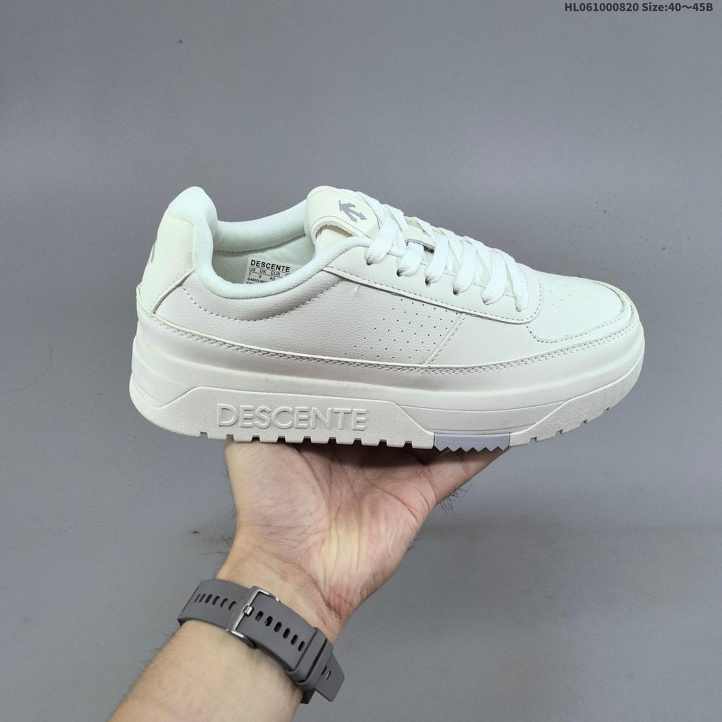 DESCENTE DUALIS DE BOARD Low-Cut Sneakers - product image from the listing.