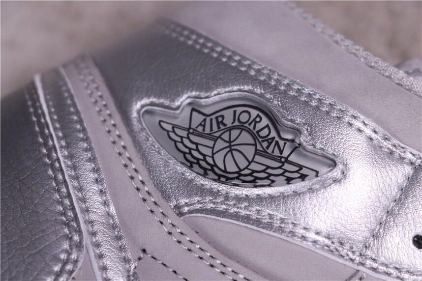 Air Jordan 1 High OG Japan Sneakers DC1788-029 - product image from the listing.