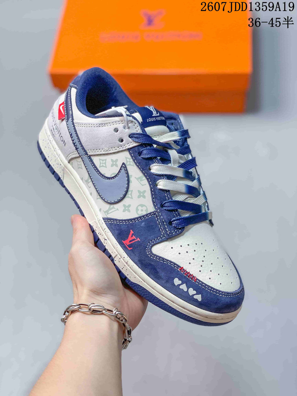 Air Jordan 1 Low Sneakers White and Navy - product image from the listing.