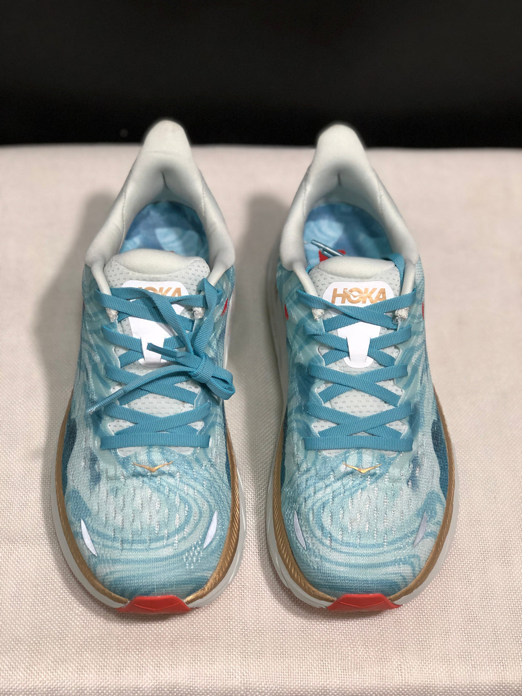 HOKA Clifton 8 Ink Wash Shoes for Running - product image from the listing.